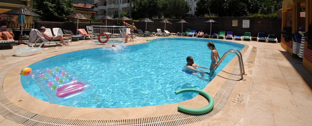 Kleopatra Apartments Icmeler Мармарис Екстер'єр фото